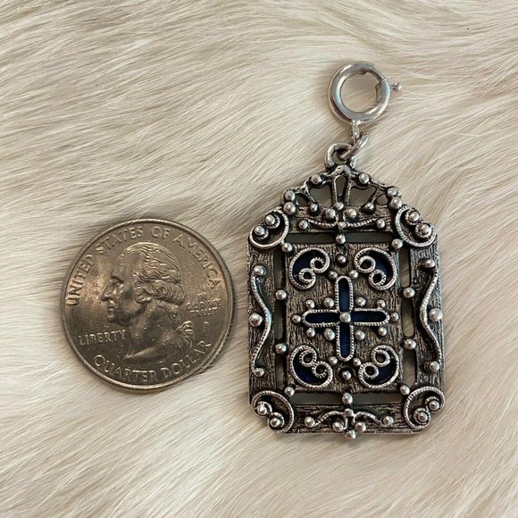 CArved Blue Stone Pendant Charm 4215 - Picture 6 of 10